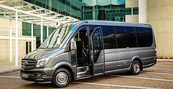 mini-bus-hire-heathrow